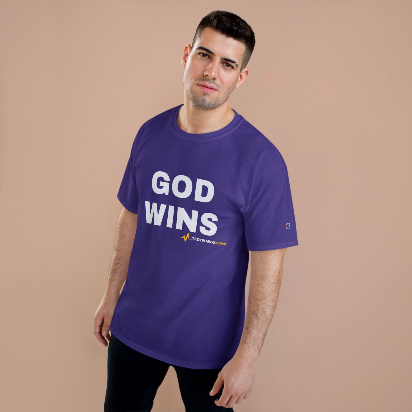 GOD WINS – Champion® T-Shirt